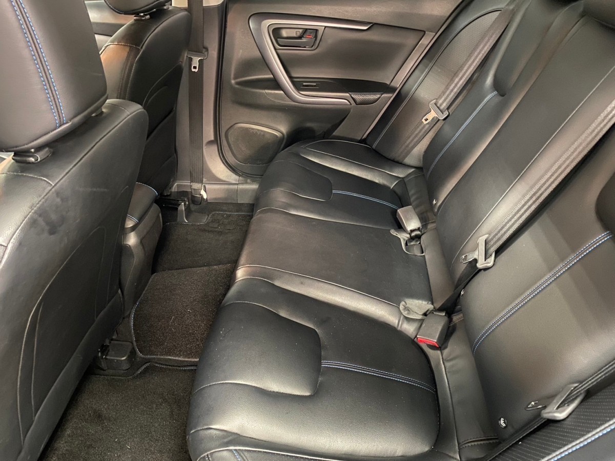 rear_seat