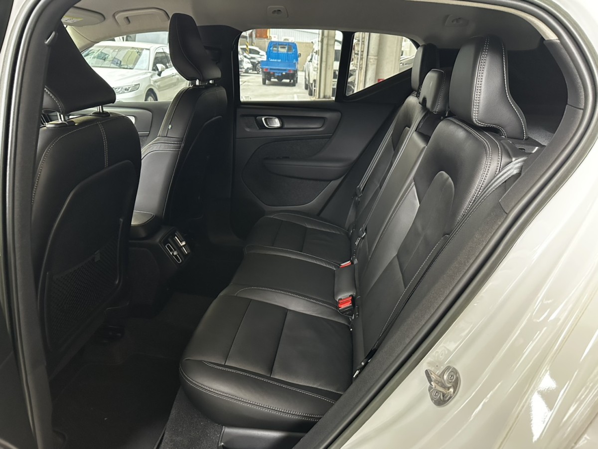 rear_seat